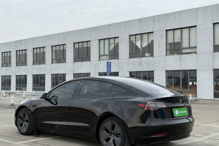 特斯拉 Model 3 2022款 后轮驱动版车身外观6005