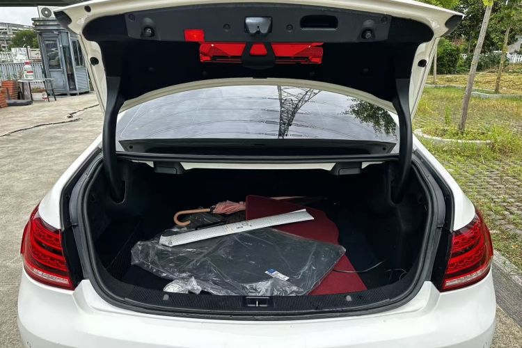 奔驰E级(进口) 2014款 E 260 轿跑版局部细节23