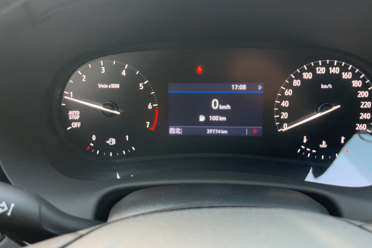 别克 昂科旗 2020款 28T 两驱战旗型中控内饰15