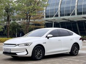 比亚迪 秦PLUS 2021款 EV 420KM 出行版
