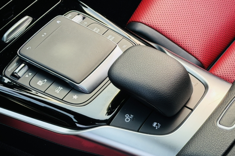 奔驰CLA AMG 2023款 AMG CLA 45 S 4MATIC+中控内饰7003