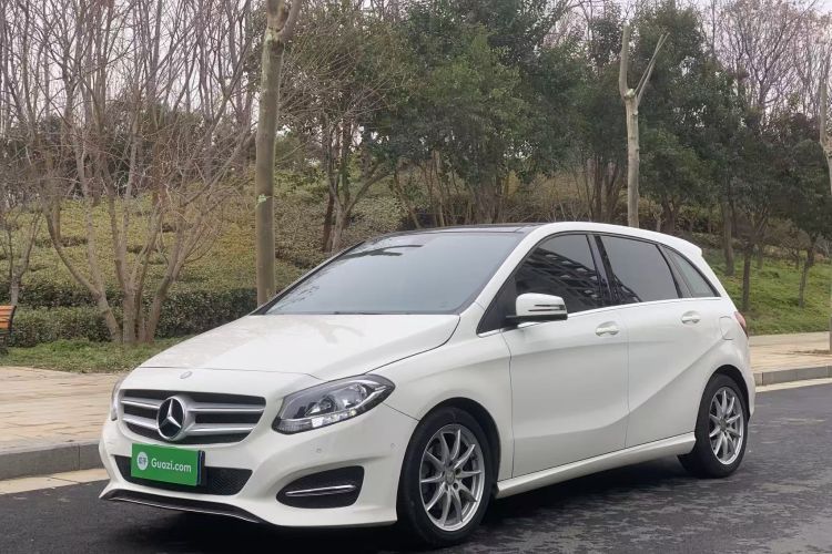 奔驰B级 2015款 B 200 动感型车身外观6002