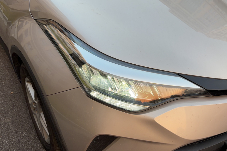 丰田C-HR 2021款 2.0L 舒适版局部细节9002