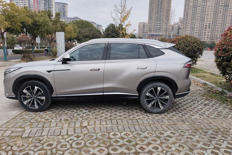 荣威RX5 2023款 1.5T 优越版车身外观6007