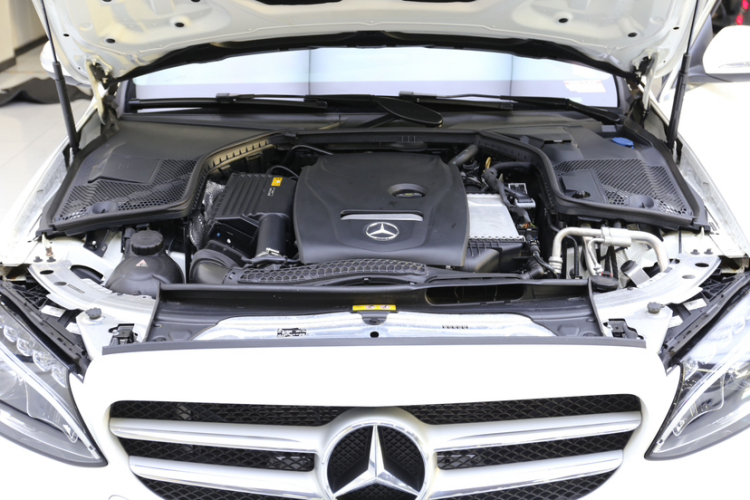 奔驰C级 2018款 C 200 L 运动版局部细节24