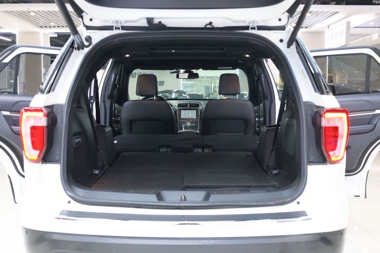 福特 探险者(进口) 2018款 2.3T 精英版局部细节23