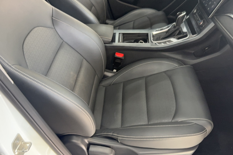 吉利汽车 帝豪 2021款 UP 1.5L CVT豪华型局部细节41