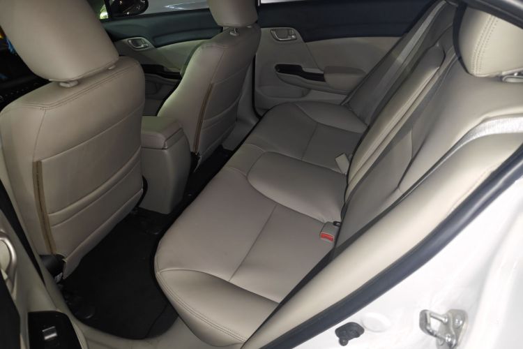 本田 思域 2014款 1.8L 自动舒适版中控内饰7002