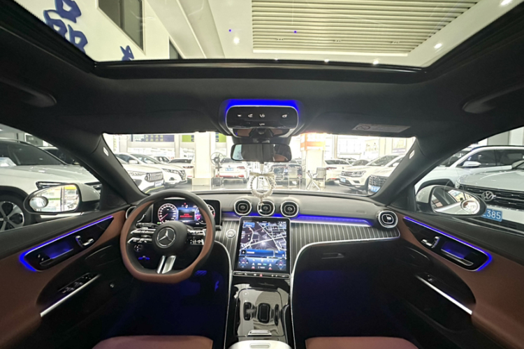 奔驰C级 2024款 C 200 L 运动版中控内饰7002
