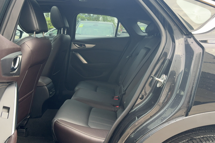 马自达CX-4 2016款 2.0L 自动两驱蓝天品位版中控内饰7003