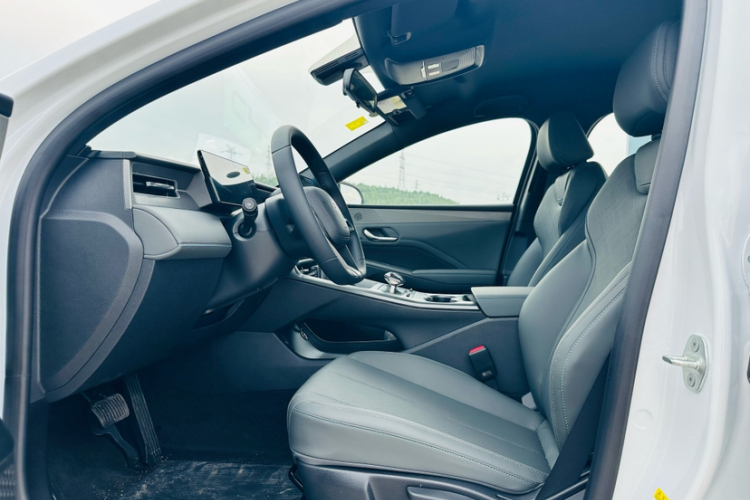 比亚迪 秦PLUS 2025款 DM-i 智驾版 55KM领先型中控内饰7002