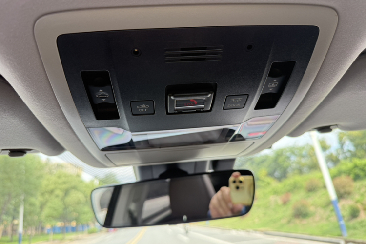 雷克萨斯RX 2020款 300 四驱典雅版 国VI局部细节22