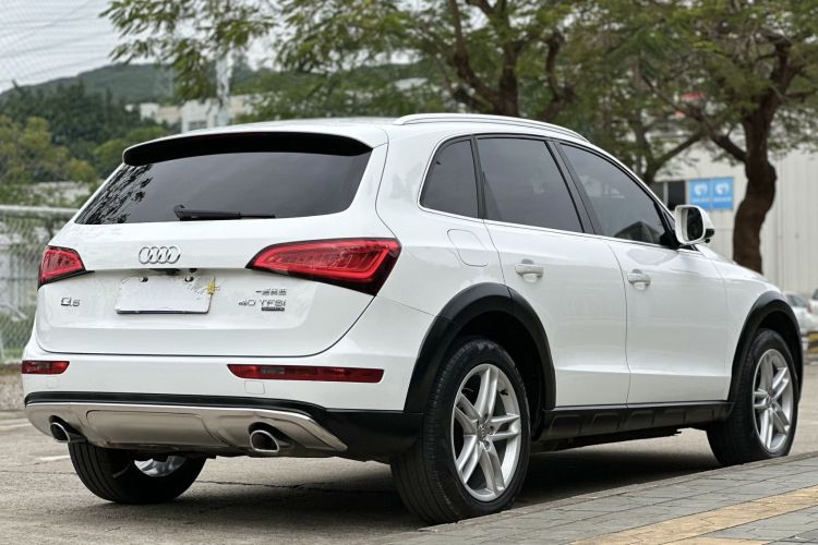奥迪Q5 2018款 典藏版 40 TFSI 技术型车身外观6004
