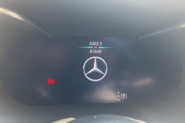 奔驰C级 2020款 改款 C 200 L 时尚型运动版中控内饰15