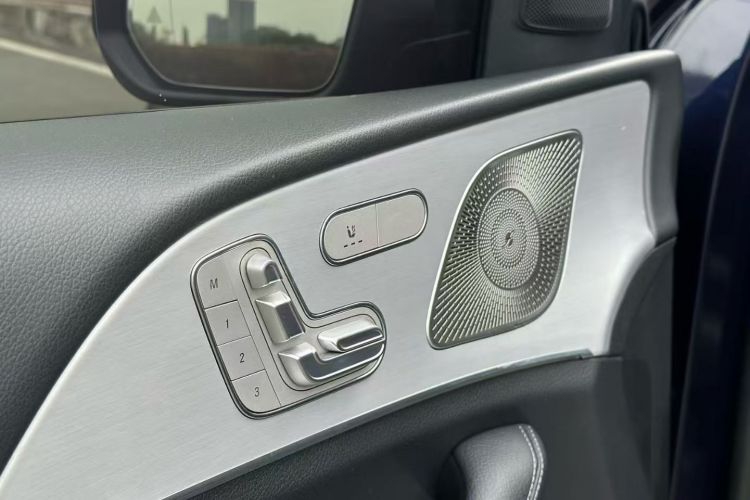 奔驰GLE轿跑 2020款 GLE 450 4MATIC 轿跑SUV 时尚型中控内饰7007