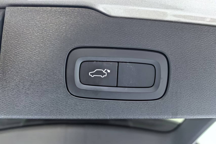 沃尔沃V60 2020款 T4 智逸豪华版车身外观6008