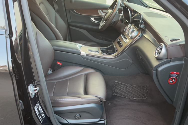 奔驰GLC 2020款 GLC 300 L 4MATIC 豪华型中控内饰7006