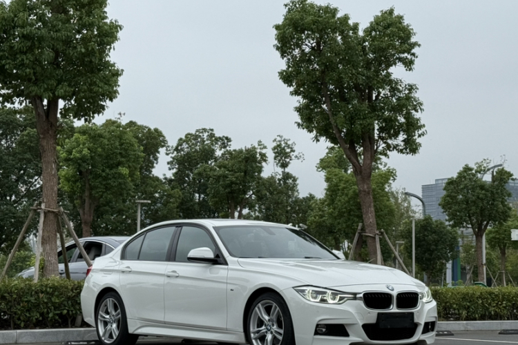 宝马3系 2018款 320i M运动套装车身外观6001