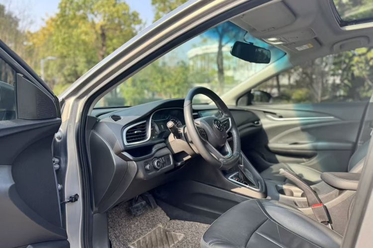 别克 英朗 2018款 18T 自动精英型局部细节19