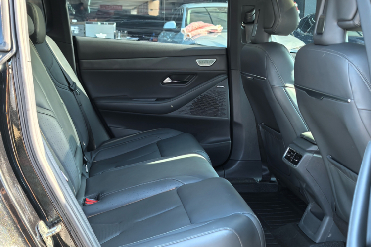 深蓝汽车 深蓝SL03 2022款 1.5L 1200增程版中控内饰7003