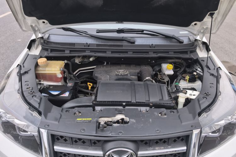 北汽幻速S3 2016款 S3L 1.5L 手动尊贵型局部细节24