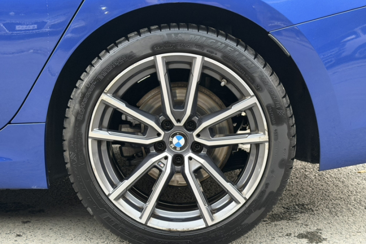 宝马3系 2020款 改款 325Li M运动套装车身外观6003