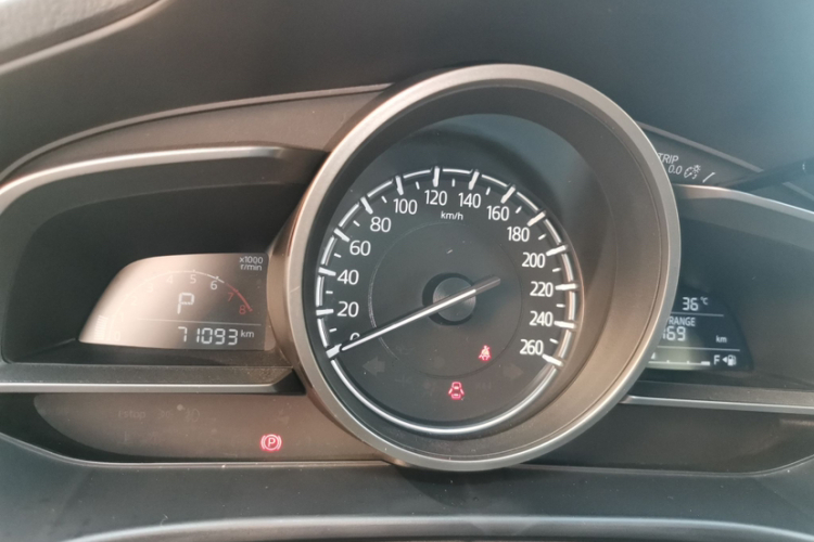 马自达3 昂克赛拉 2017款 三厢 1.5L 自动豪华型 国V中控内饰15