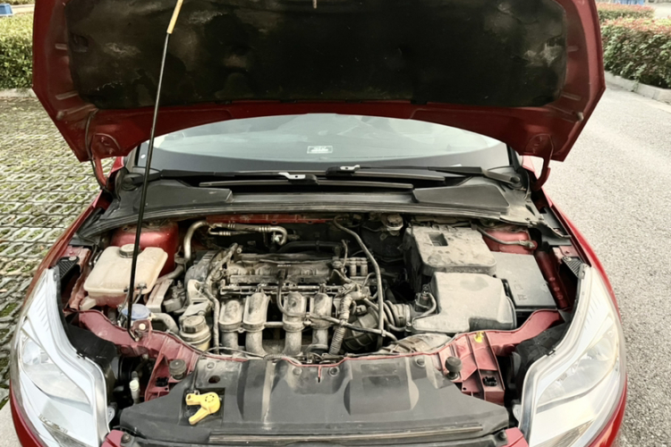 福特 福克斯 2012款 两厢 1.6L 自动风尚型局部细节24