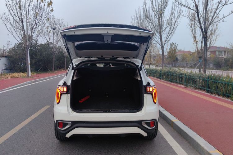 领克01 2017款 2.0T 两驱型版局部细节23