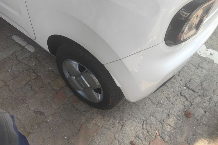 五菱汽车 宏光MINIEV 2022款 自在款 磷酸铁锂车身外观6003