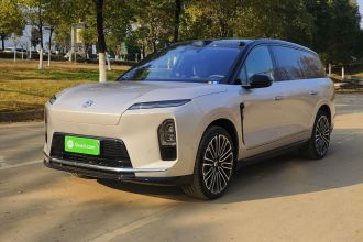 蔚来ES8 2026款 六座行政签名版