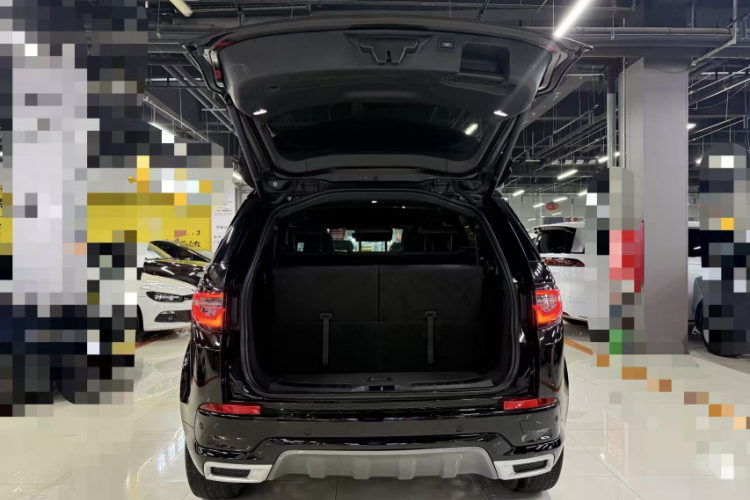 路虎 发现运动版 2020款 249PS R-Dynamic 性能科技版 7座车身外观6007