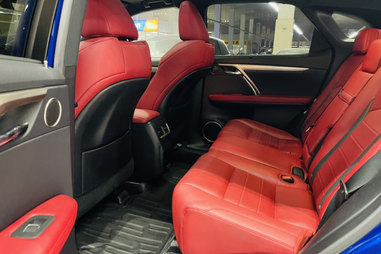 雷克萨斯RX 2021款 300 四驱F SPORT中控内饰7007