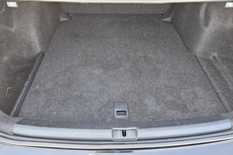 大众 帕萨特 2015款 1.8TSI DSG御尊版局部细节23