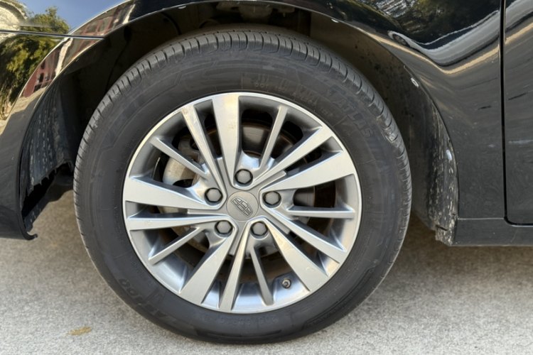 吉利汽车 帝豪 2018款 1.5L CVT向上互联版车身外观6001