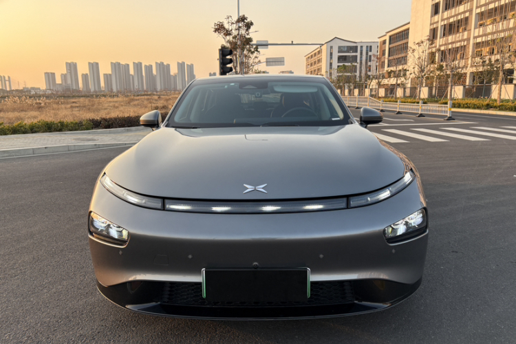 小鹏P7 2020款 670N车身外观6003