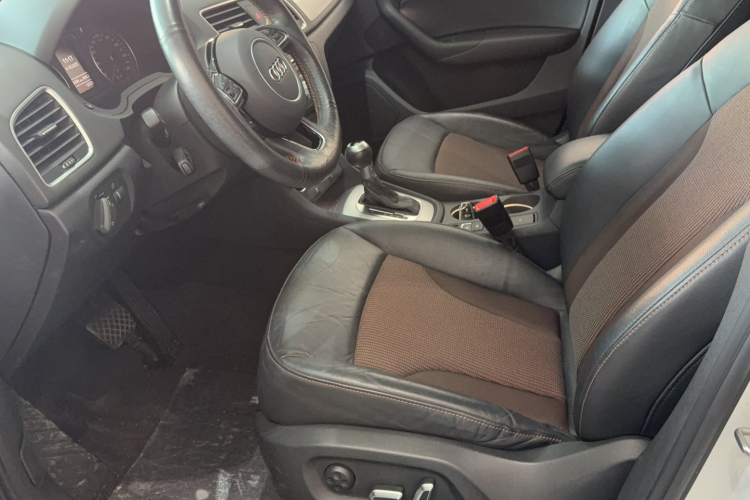 宝马3系 2024款 325Li M运动套装局部细节19