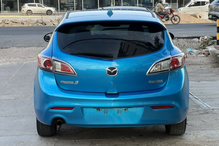 马自达3星骋 2013款 两厢 1.6L 自动精英型车身外观6005