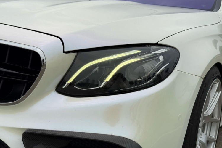 奔驰E级 2017款 E 200 运动型局部细节36