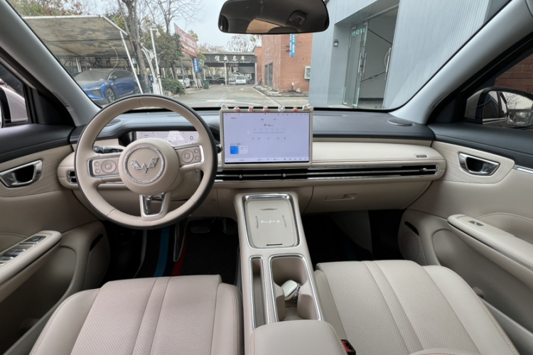 五菱汽车 缤果S 2025款 325km 尊享款中控内饰7008