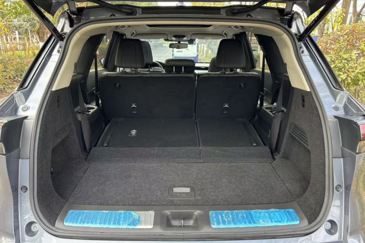 英菲尼迪QX60 2022款 2.0T 舒享版中控内饰7012