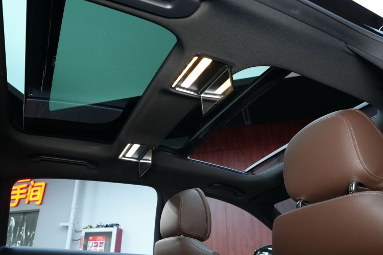 奔驰E级 2021款 改款 E 260 L 运动型局部细节22