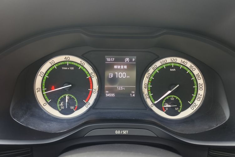 斯柯达 柯迪亚克 2018款 改款 TSI330 5座两驱豪华优享版中控内饰15