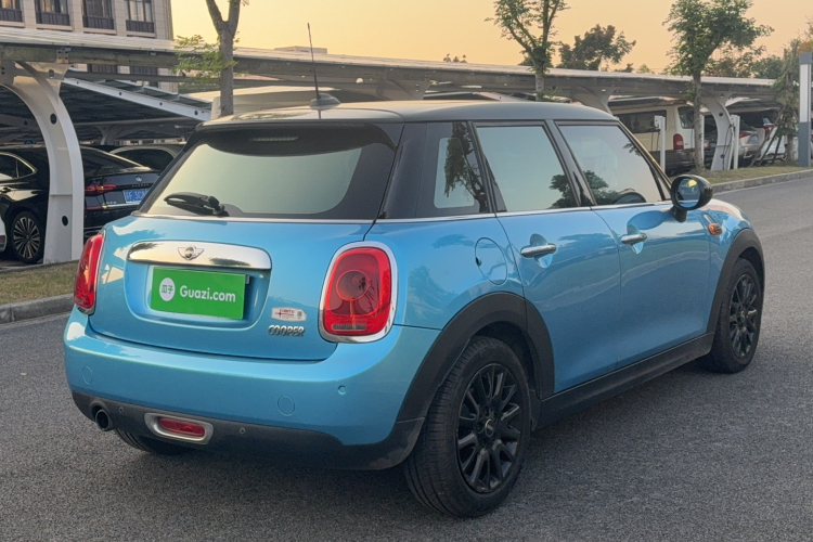MINI 2015款 1.5T COOPER Fun 五门版车身外观6004