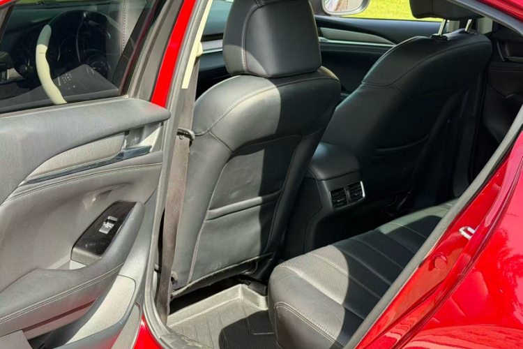 马自达 阿特兹 2020款 2.5L 蓝天运动版中控内饰7004