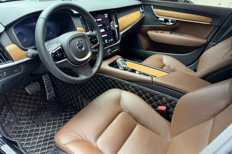 沃尔沃S90 2021款 B5 智逸豪华版中控内饰7002