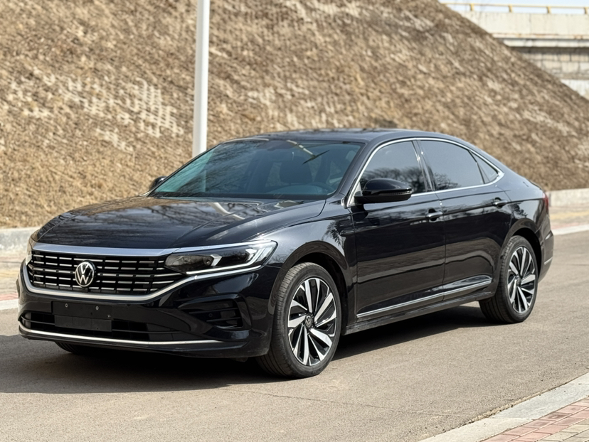 2022款 帕萨特 330TSI 精英版图片