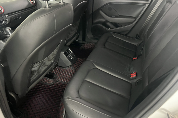 奥迪A3 2020款 Limousine 35 TFSI 风尚型 国VI中控内饰7003