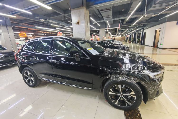 沃尔沃XC60 2026款 B5 四驱智逸豪华版车身外观6002