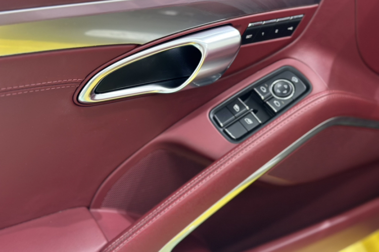 保时捷718 2018款 Boxster 2.0T中控内饰7005